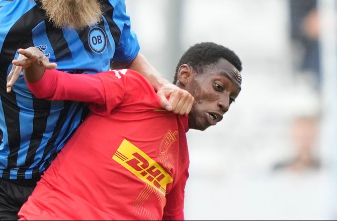 3F Superliga -FCN skifter én til Randers-kamp