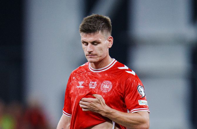 VM kval. UEFA -Infektion og flere operationer: Mæhle blev sat tilbage