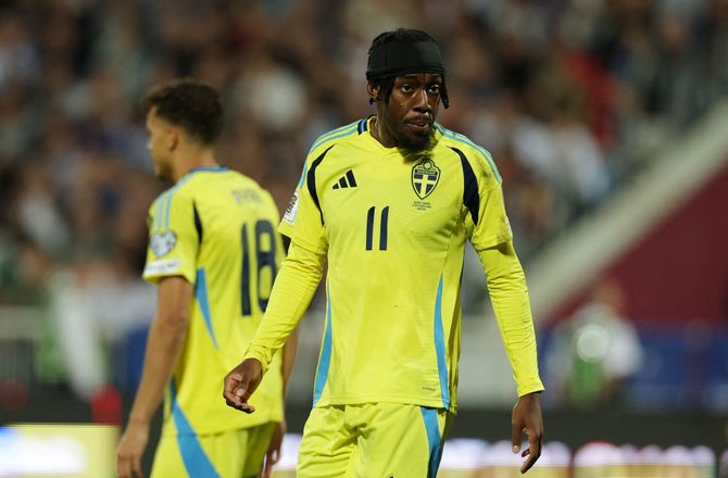 VM kval. UEFA -Svensk playoff-chance overrasker Elanga: Vidst det i to dage