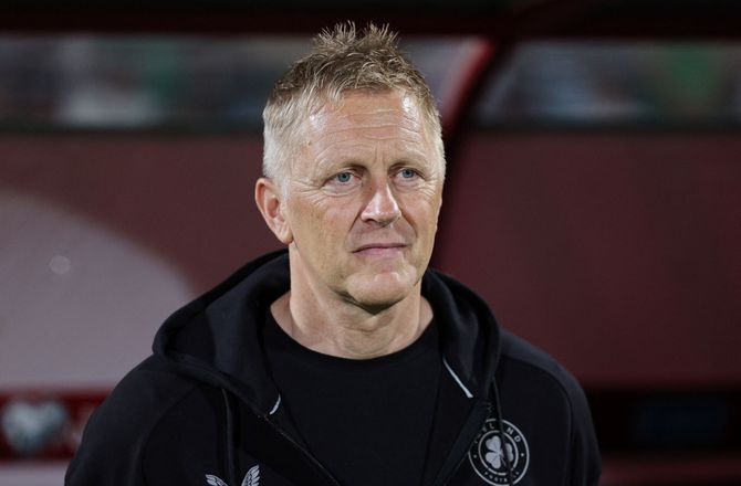VM kval. UEFA -Før VM-playoff: Irland forlænger med landstræner