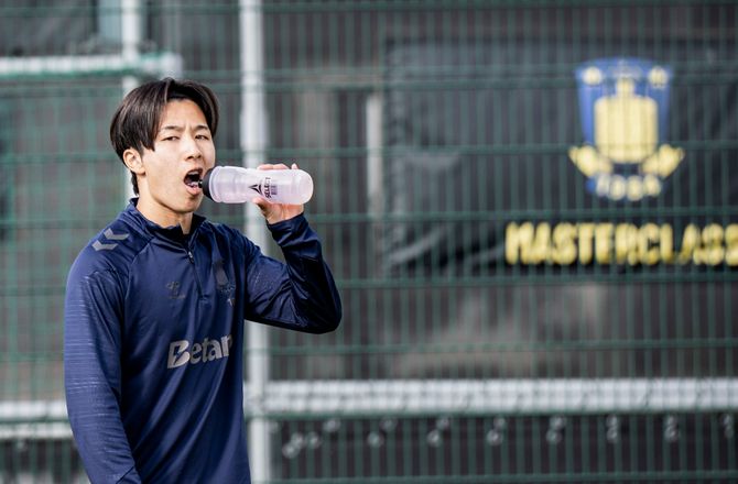 J. League -Bekræftet: Brøndby sender Uchino til Japan 