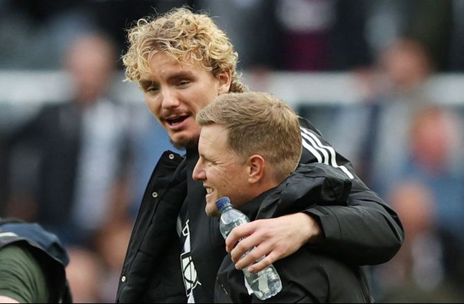 Premier League -Howe forsvarer Woltemade-pris: Fuldstændig irrelevant