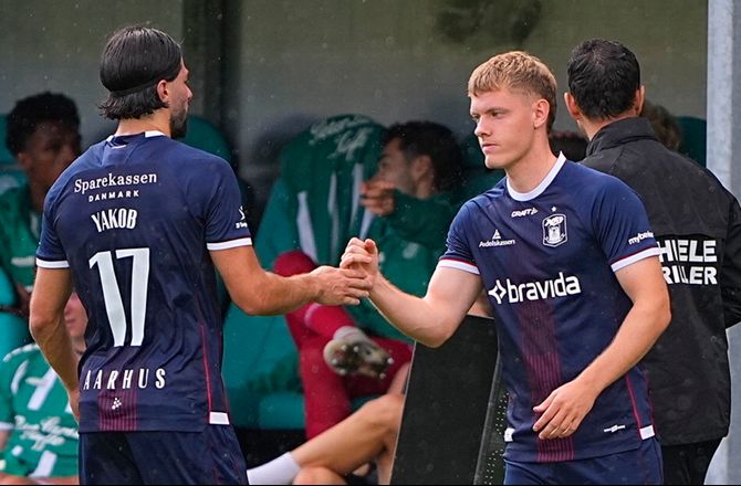3F Superliga -Første gang i 833 dage: AGF'er vil gribe chancen