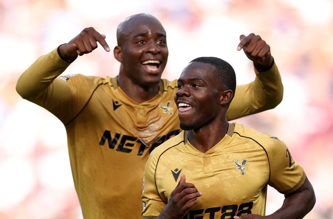 Premier League -Mateta vil ikke tage æren: Han er min fyr