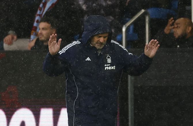 Bundesliga -Burnley og Forest delte i porten