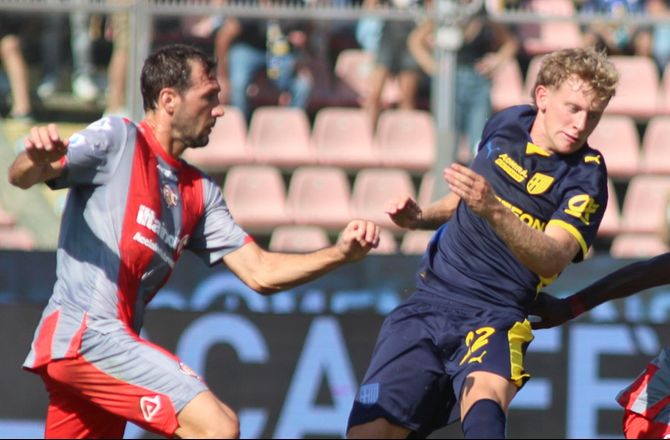 Serie A -Oliver Sørensen mærker historien: En sovende gigant