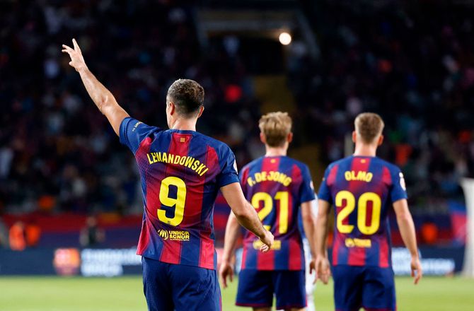 La Liga -Barca strøg til tops efter sejr 