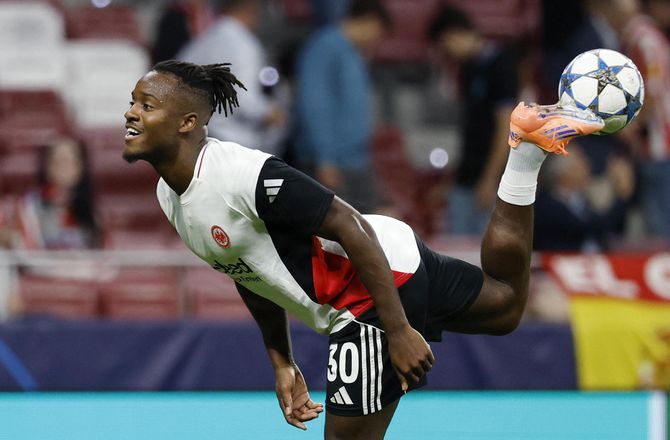 Bundesliga -Frankfurt sælger Michy Batshuayi