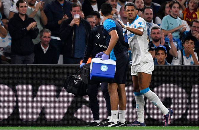 Champions League -Marseille-danskeres stopperkollega ude i måneder
