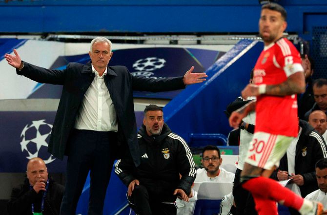 Champions League -Chelsea trak sig sejrrigt ud af Mourinho-gensyn 