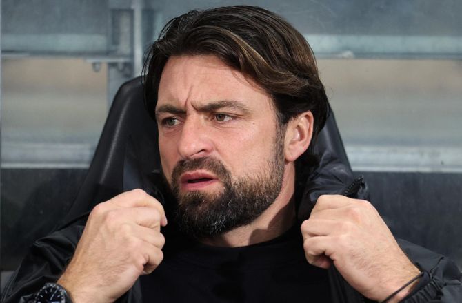 League One -Officielt: Leicester hyrer Russell Martin