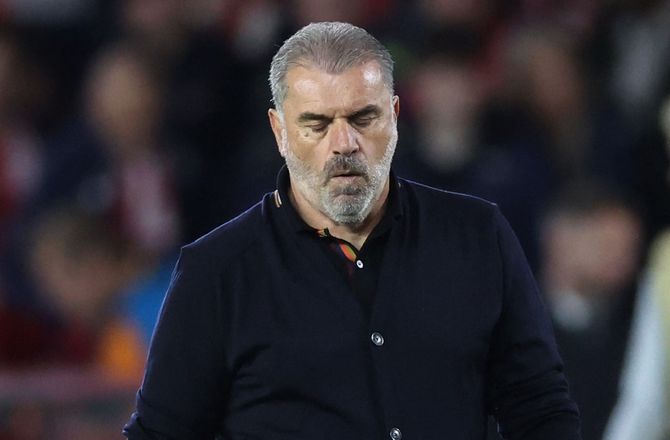 Premier League -Nottingham Forest fyrer Ange Postecoglou