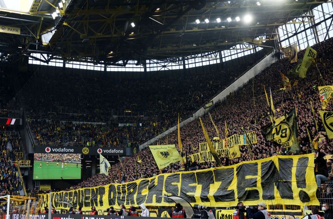 Bundesliga -Dortmund slog Köln efter 96 minutter