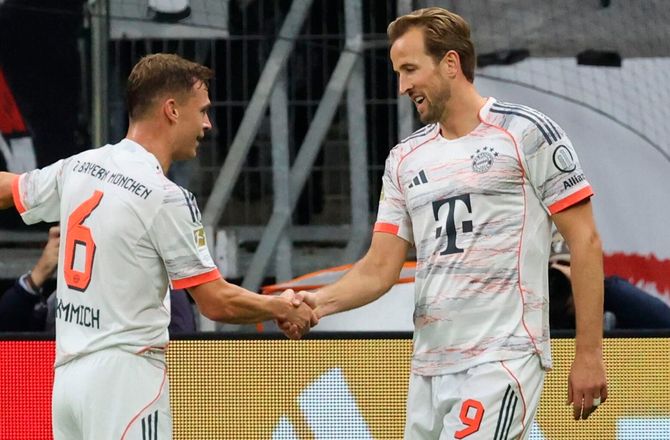 Bundesliga -Kane og Bayern buldrede videre 