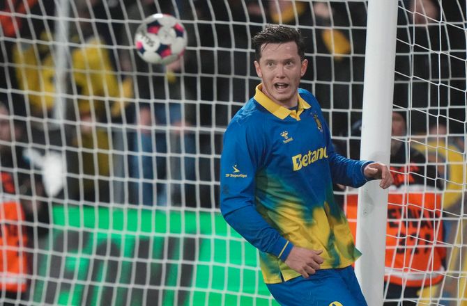 Bundesliga -Gregoritsch-show nedlagde Gladbach