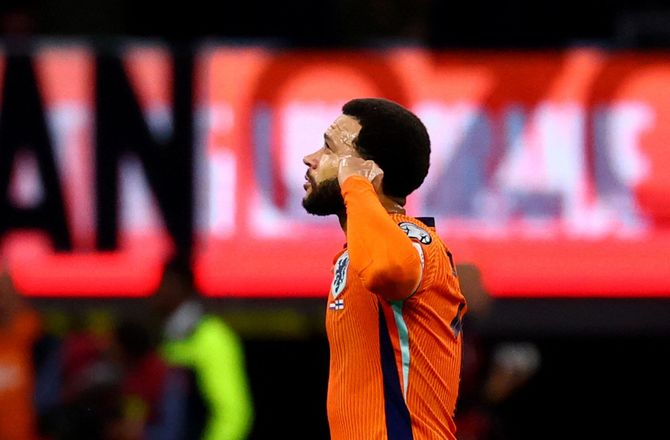 VM kval. UEFA -Depay viser passion: Måske er det en sydamerikansk ting?