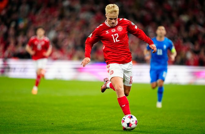VM kval. UEFA -Ydmyg og ustyrlig Froholdt: Han skal bare have havregryn