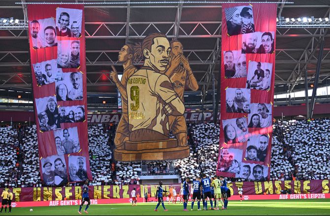 Bundesliga -Yussuf Poulsen takker Leipzig-fans for stor hyldest