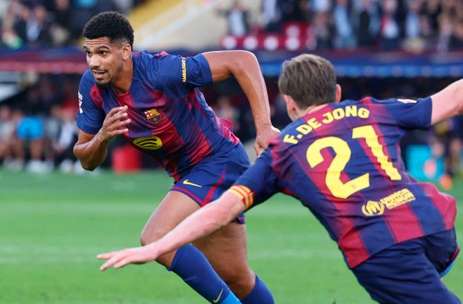 La Liga -Medie: Araujo utilfreds med Hansi Flick