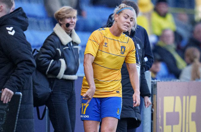 A-Liga -Irriteret Brøndby-anfører: Tog ikke fat i hendes hår