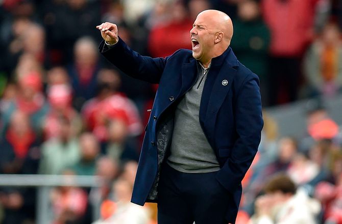 International -Avis: Liverpool giver Slot grønt lys til Holland - kan spare millioner