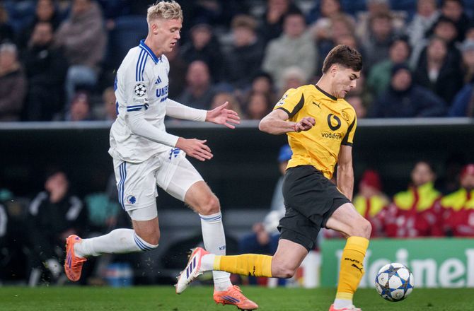 Premier League -Sky: Chelsea kan tilbagekalde Dortmund-stopper 