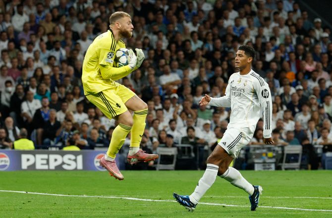 International -Bournemouth henter keeper i Juve