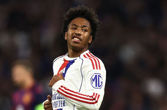 Premier League -Medie: Arsenal overvejer Lyon-kant