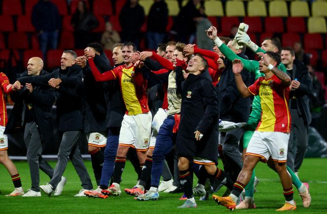 Æresdivisionen -Go Ahead Eagles-danskere skal have ny cheftræner