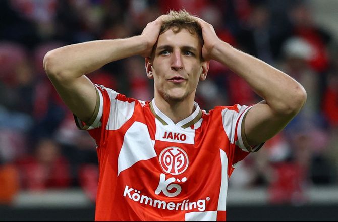 Bundesliga -Bo Henriksens afløser fik ikke vendt skuden 