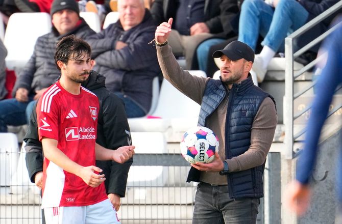 3F Superliga -Prelec om pres udefra: Har kunne mærke det siden dag ét