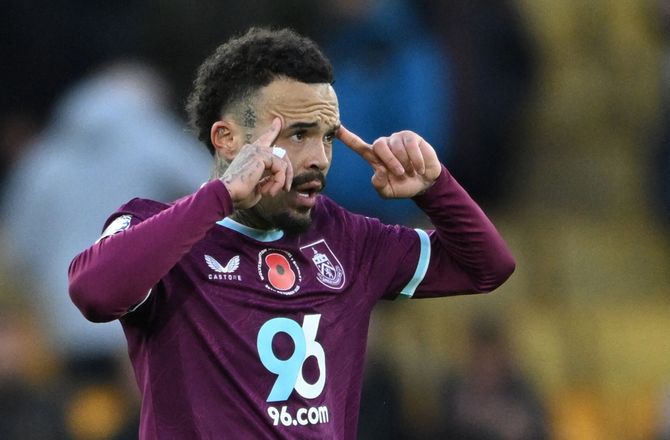 Premier League -Burnley-back slår fast: Skal ikke til Ajax