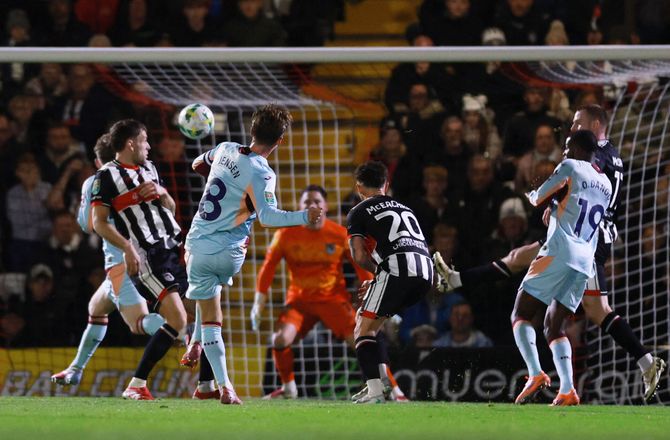 Carabao Cup -Brentford tæskede United-bødler