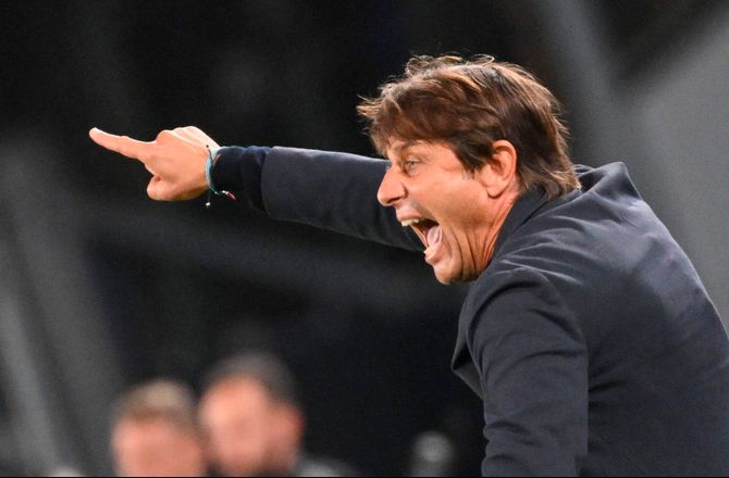 Serie A -Conte tordner: Nægter at træne et hold uden sjæl 