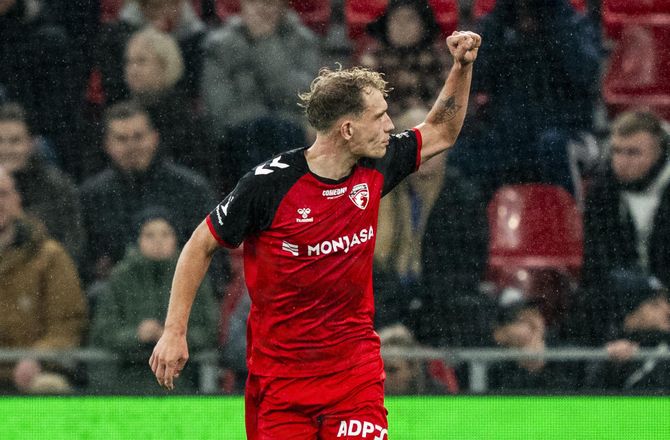 1. Division -Oscar Buch trænede i norsk klub: Gav et godt indtryk