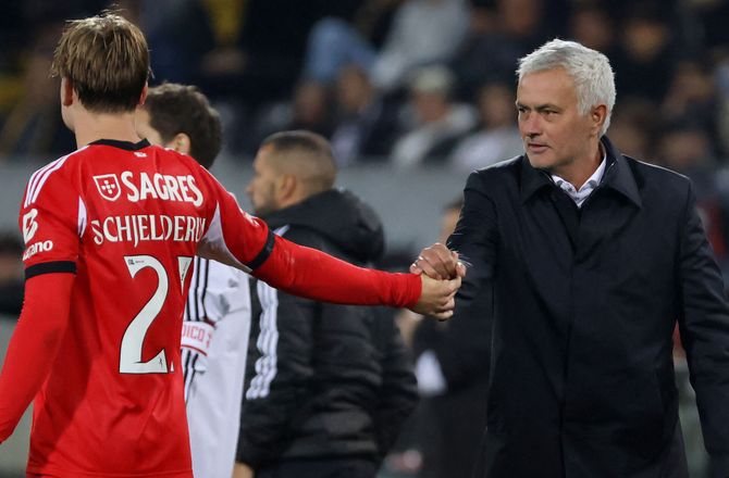 Primeira Liga -Mourinho efter Schjelderup-dom: Skal være mindre naiv