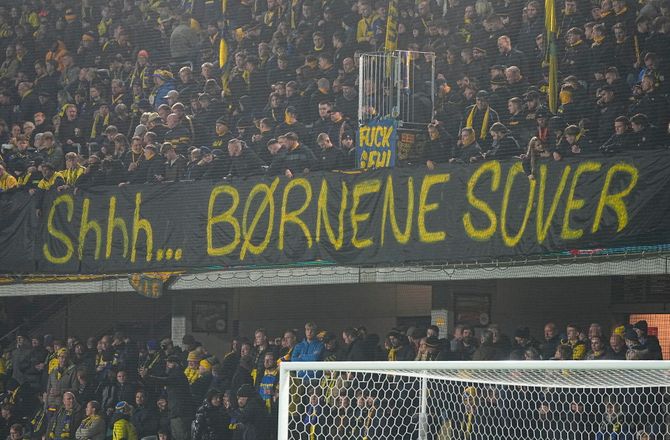 3F Superliga -5 i fokus: Bizarre scener i Silkeborg