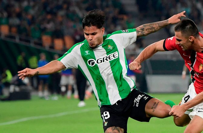 La Liga -Betis-angriber opereret for vejrtrækningsproblemer