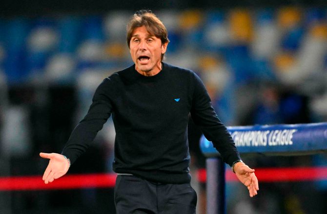 Serie A -Napoli-præsident afviser rygter om Contes opsigelse