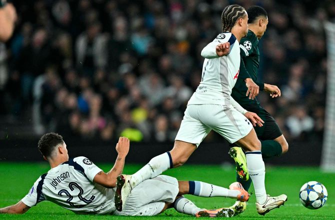 Champions League -Frank om Spurs-udvisning: Hårdt dømt