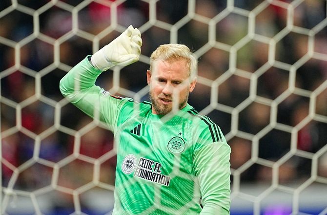 Danmark -Schmeichels uvisse fremtid: Det tager vi til foråret