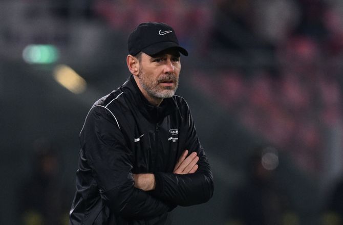 Europa League -Freyr og Brann fik tæsk af Fenerbahce efter rødt kort