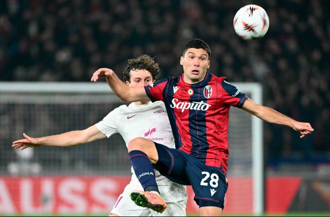 VM kval. UEFA -Bologna-profil forlader italiensk lejr