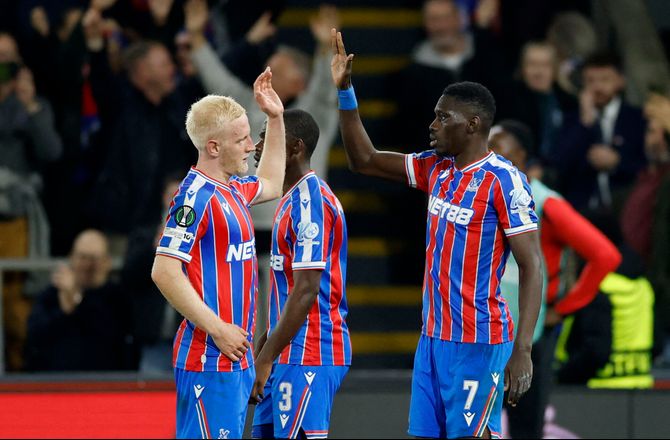 Conference League -Sarr hjalp Palace til sikker sejr på Selhurst Park