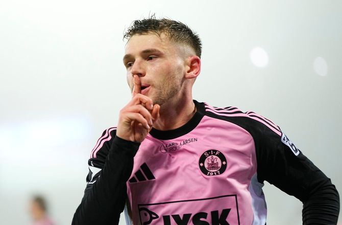 3F Superliga -Kyniske Silkeborg udnyttede OB's uskarphed