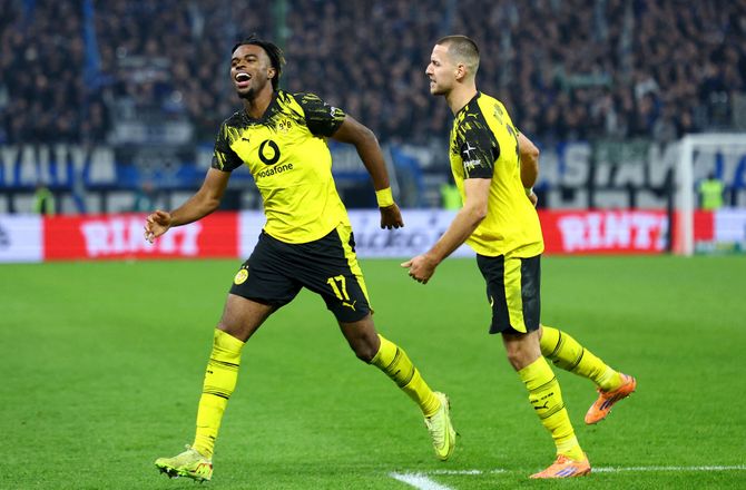 Bundesliga -Poulsen fik en time: HSV tog point mod Dortmund