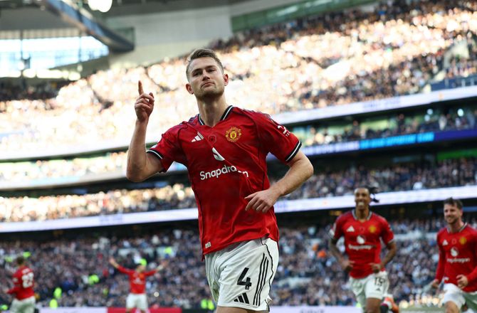 Premier League -Matthijs de Ligt ventes ikke klar til sæsonstart