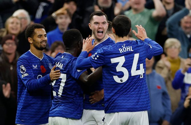Premier League -Everton sejrede sikkert mod Fulham