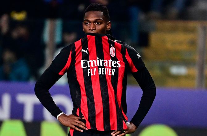 International -Journalist: Leao tilbudt til Barcelona