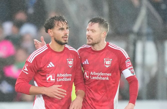 3F Superliga -Medie: Vejle skifter anfører